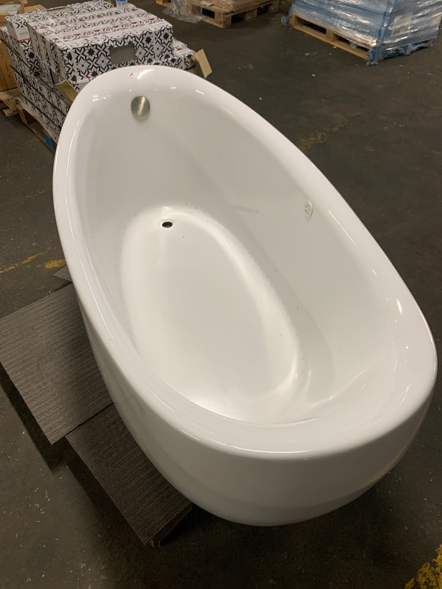Bathtub