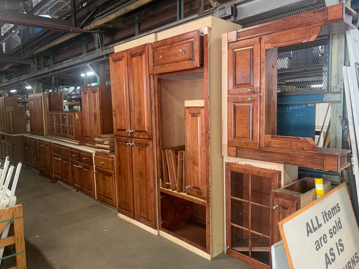 Cabinet Set