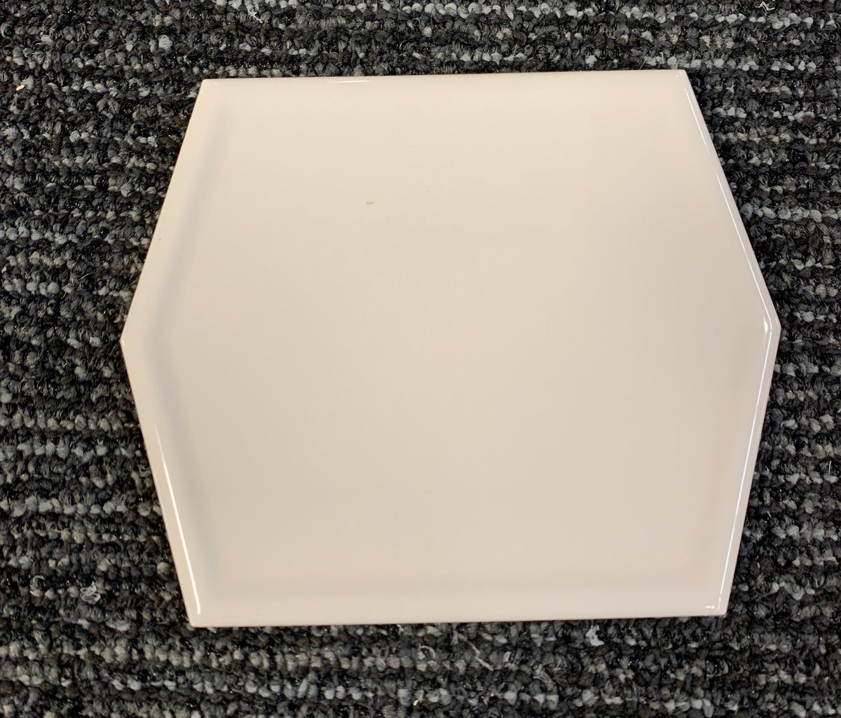 Diamond Biscuit Glossy (Honeycomb)
