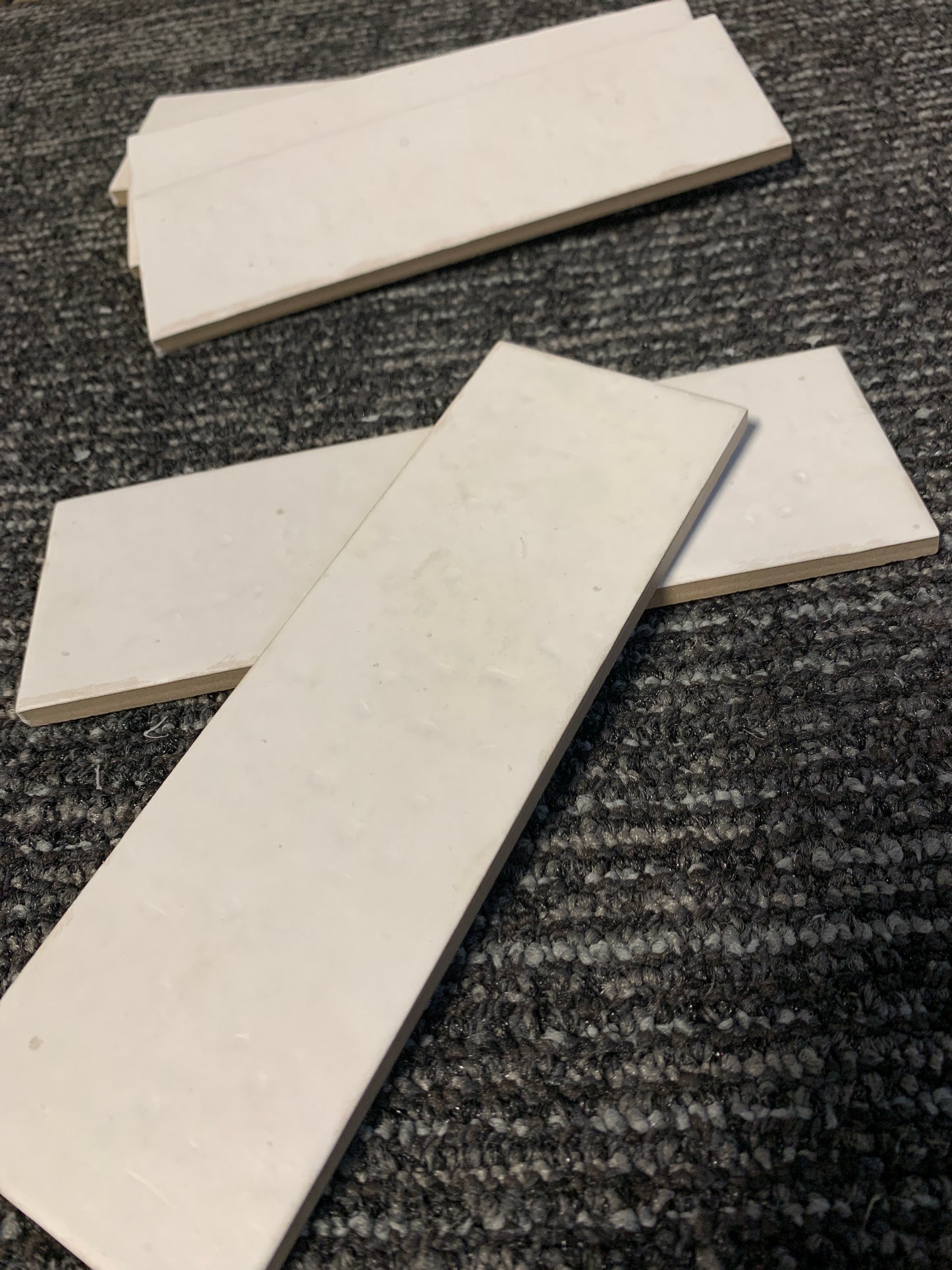 Kalma White Matt 2.5x8 (Floor Tile)