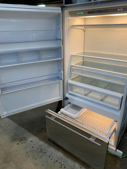 Wall in Fridge