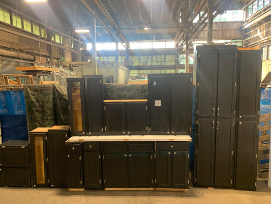 Cabinet Set