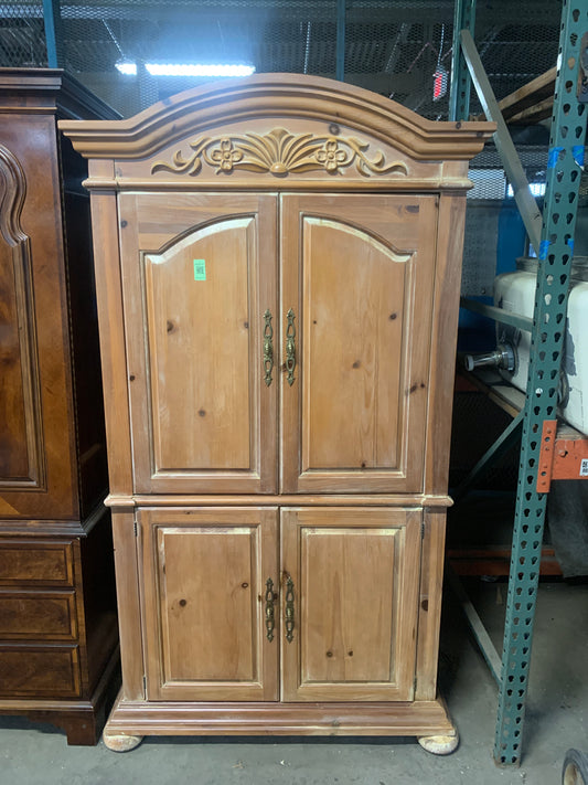 Armoire