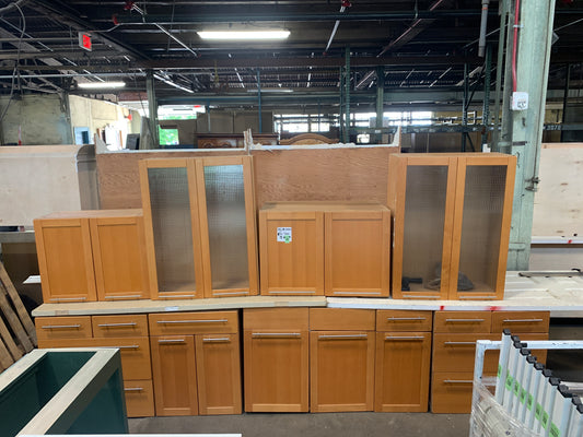 Cabinet Set