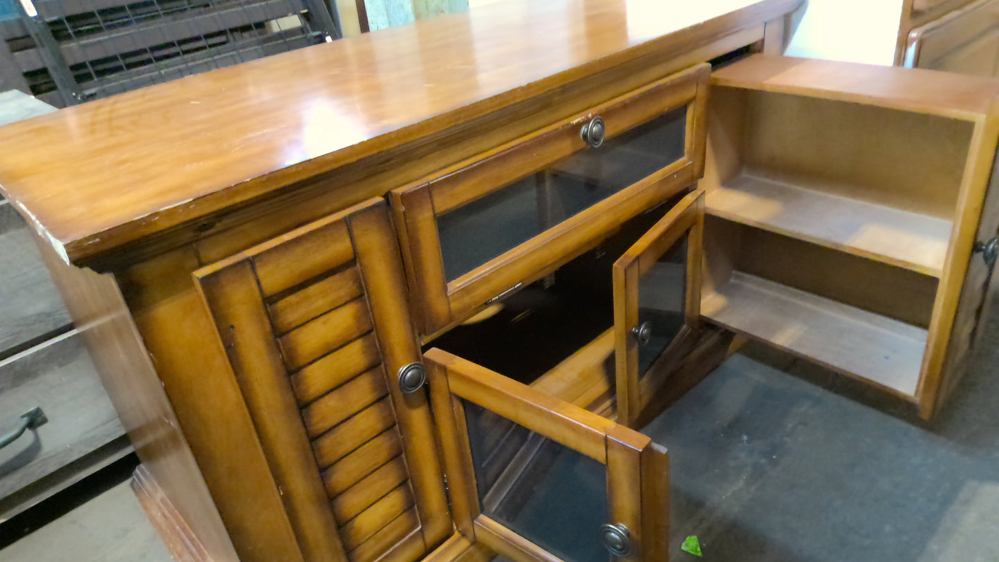 New Classic Entertainment Console