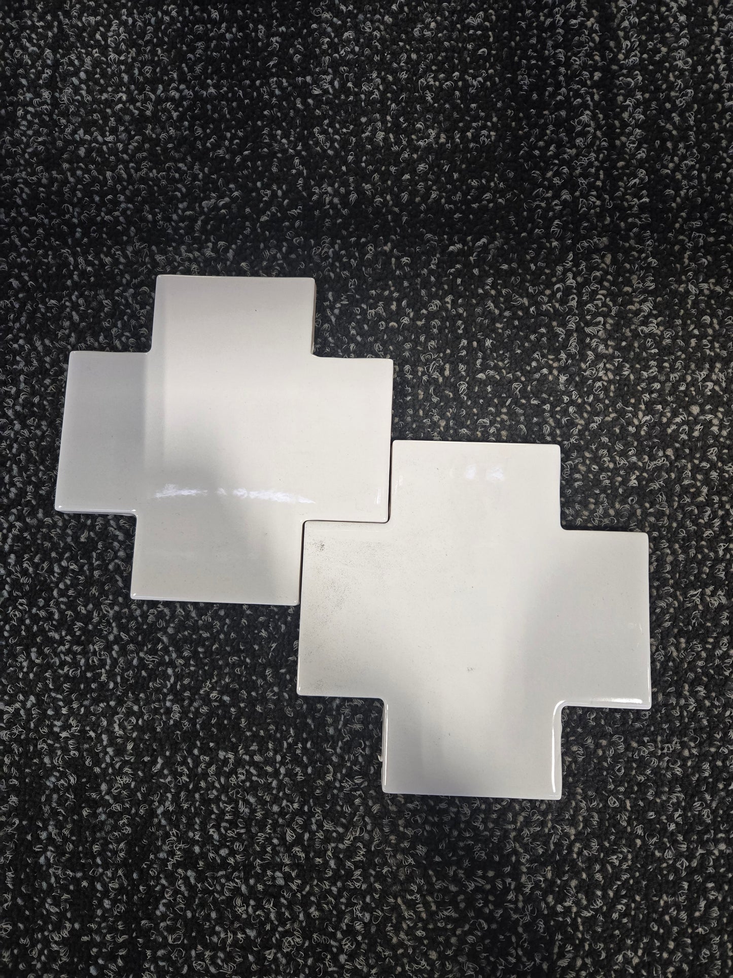Cervica Puzzle White